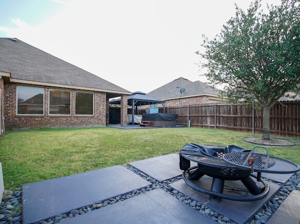 Building Photo - 213 Warbler Dr