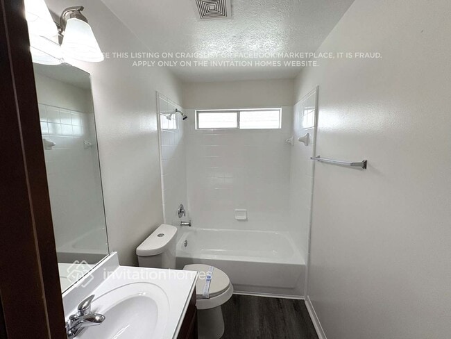 Building Photo - 6527 Gorton Dr