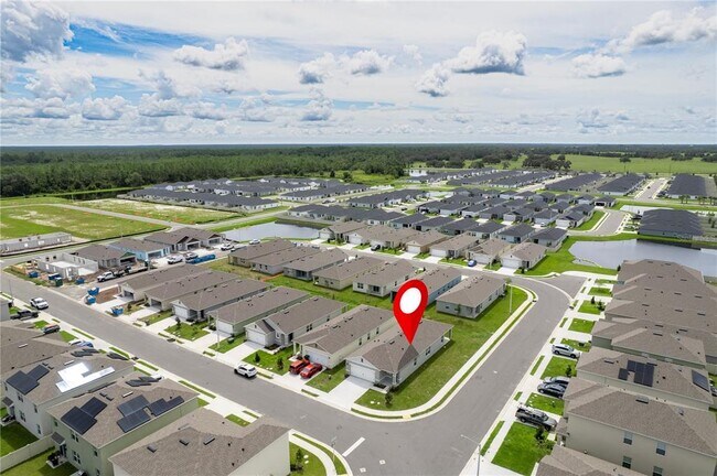 Building Photo - 3302 Pine Lily Ave