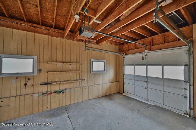 Building Photo - 189 Johnson St