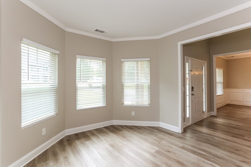 Building Photo - 1194 Kilrush Dr