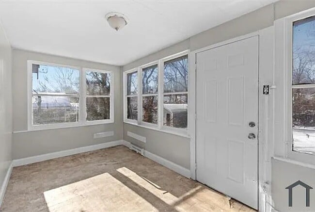 Building Photo - Charming 2BR House in Saint Louis