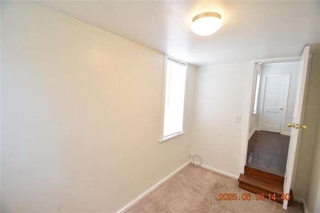 Building Photo - 5025 4th Ave N