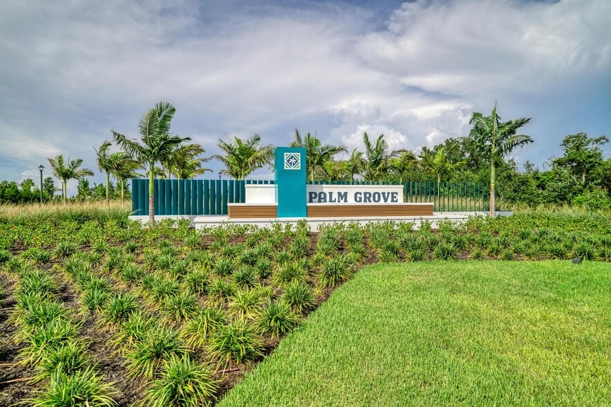 Building Photo - 2206 Washington Palm Ct