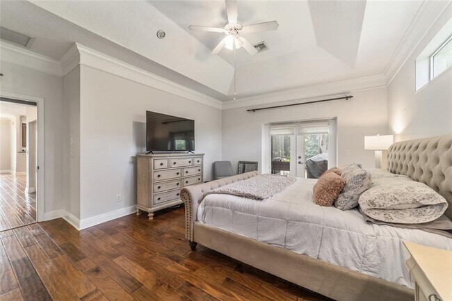 Building Photo - 4903 SW 63rd Loop