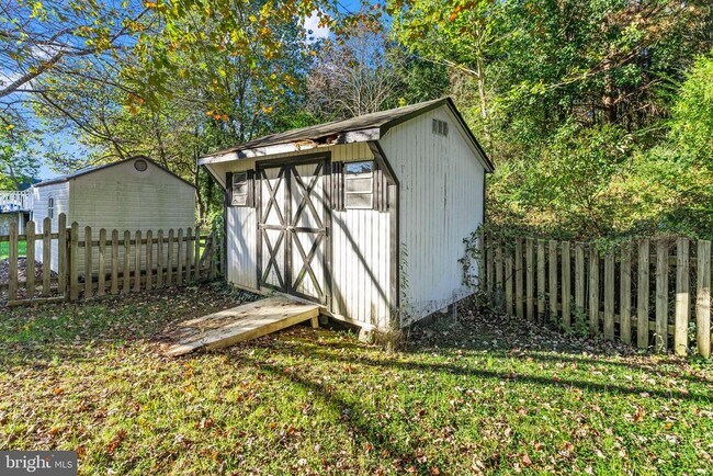 Building Photo - 22045 Clipper Dr
