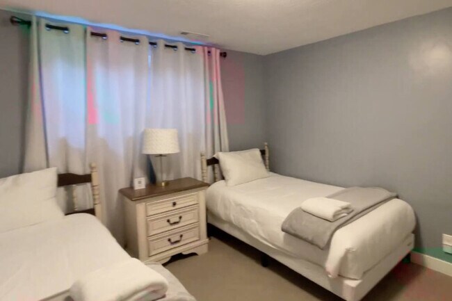 Building Photo - 3592 Bengal Blvd