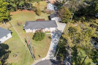 Building Photo - 1007 Heard Ct SE