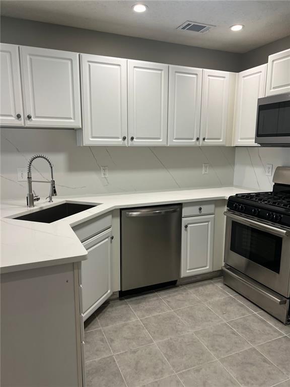 Building Photo - 13616 Aventide Ln