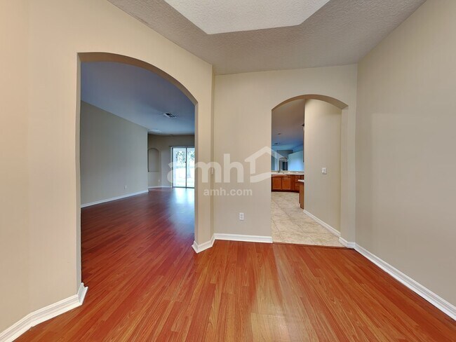 Building Photo - 2770 Spicebush Loop