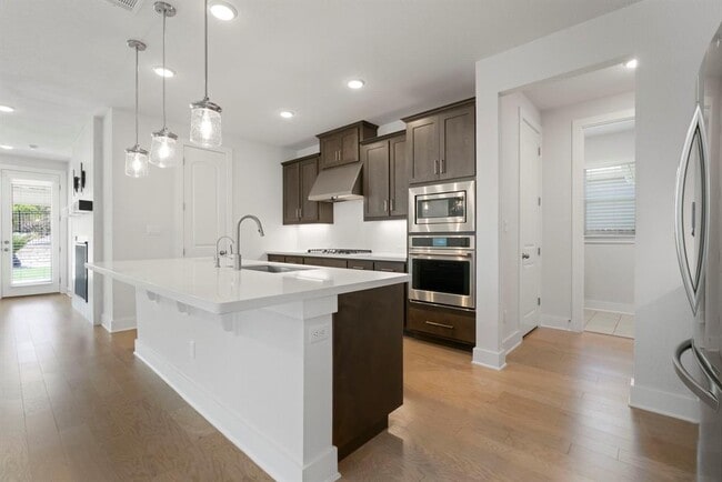 Building Photo - 265 Tierra Trail