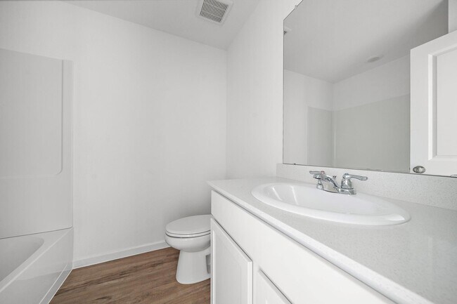 Building Photo - 27142 Breakaway Ln