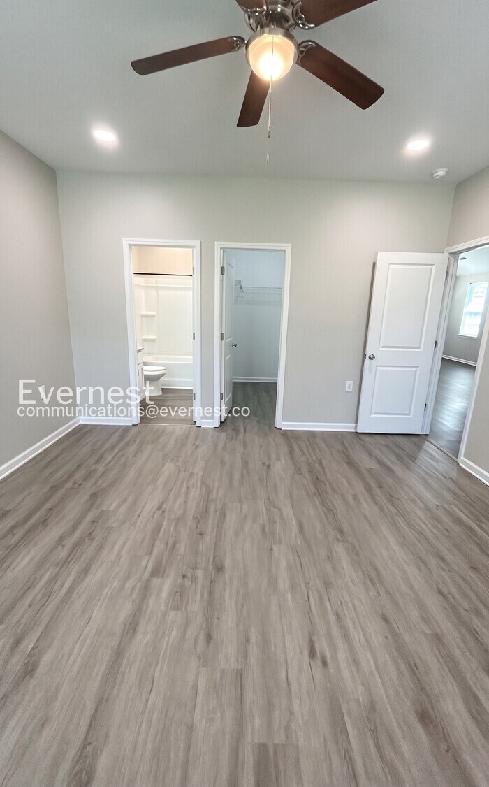 Building Photo - 3702 Ogburn Ave