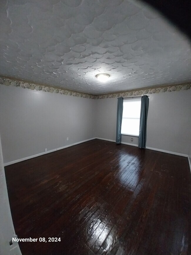 Upstairs bedroom #3 - 111 South Liberty Avenue