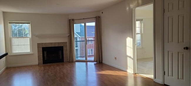 Building Photo - 3311 Wyndham Cir