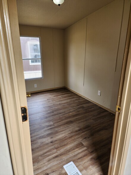 Building Photo - 31365 Wisteria Rd