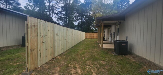 Building Photo - 212 Mat Morrow Rd