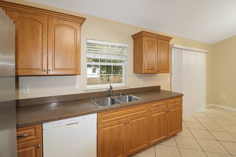 Building Photo - 3265 W Price Blvd