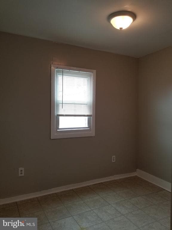 Building Photo - 2502 N Bouvier St