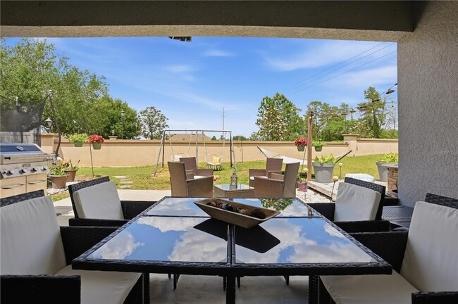 Building Photo - 4937 SW 98th Pl