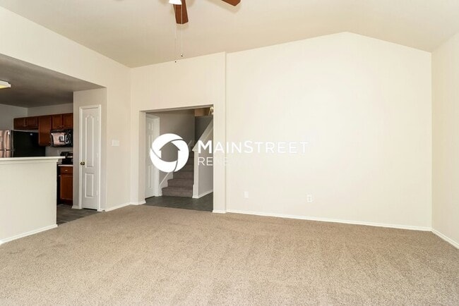 Building Photo - 3 Bedroom Pet-Friendly Home in Cedar Hill, TX with Main Street Renewal