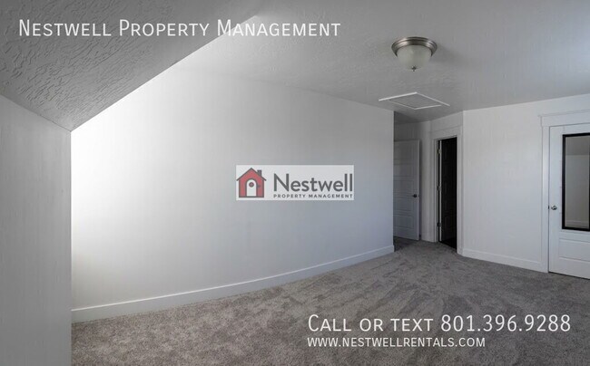 Building Photo - 10598 Lake Terrace Ave