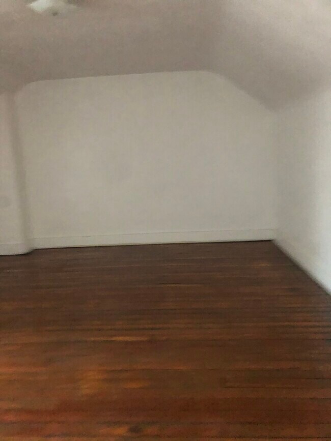 Bedroom 3 - 505 S Graham St