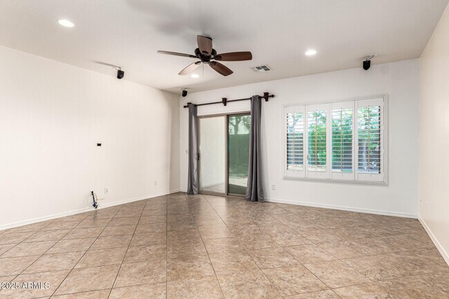 Building Photo - 27112 N 56th Dr