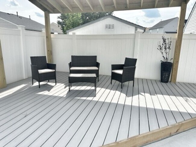 Building Photo - Fully Remodeled 4-Bedroom Home! "ASK ABOUT...
