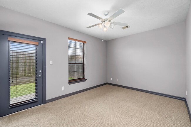 Building Photo - 1178 Hempstead Villa Ln