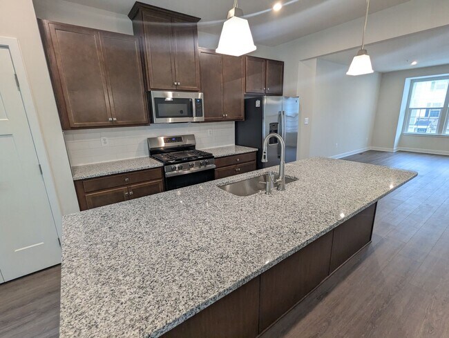 Building Photo - New Build (never lived in) townhouse avail...