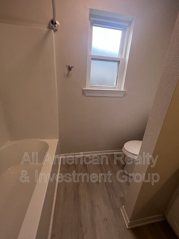Building Photo - 384 Pristine Water Ln