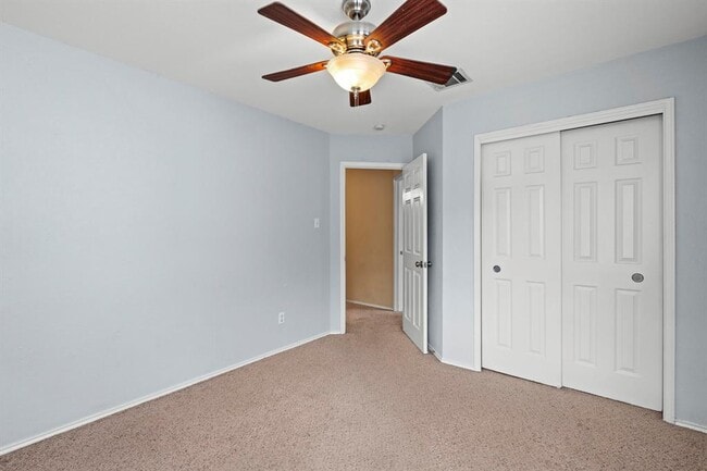 Building Photo - 4015 Iriona Bend