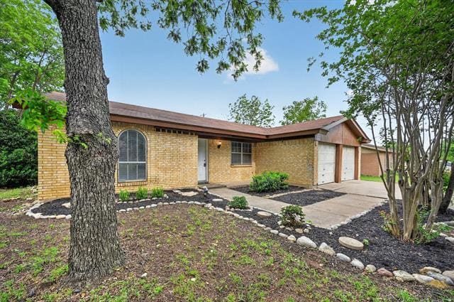 Building Photo - 1604 Homemaker Hills Dr