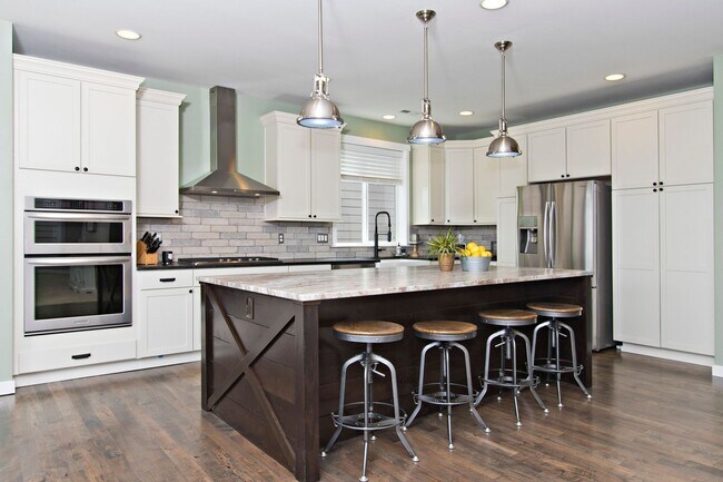 Building Photo - 4Bd/3Ba Snoqualmie House