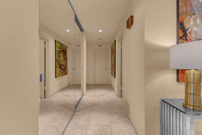 Building Photo - 24 Columbia Dr