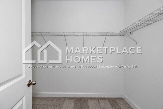 Building Photo - 113 Saylor Rose Dr