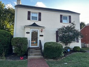 Building Photo - 4318 Delray St NW