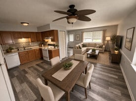 Building Photo - 907 La Tourrette Ct