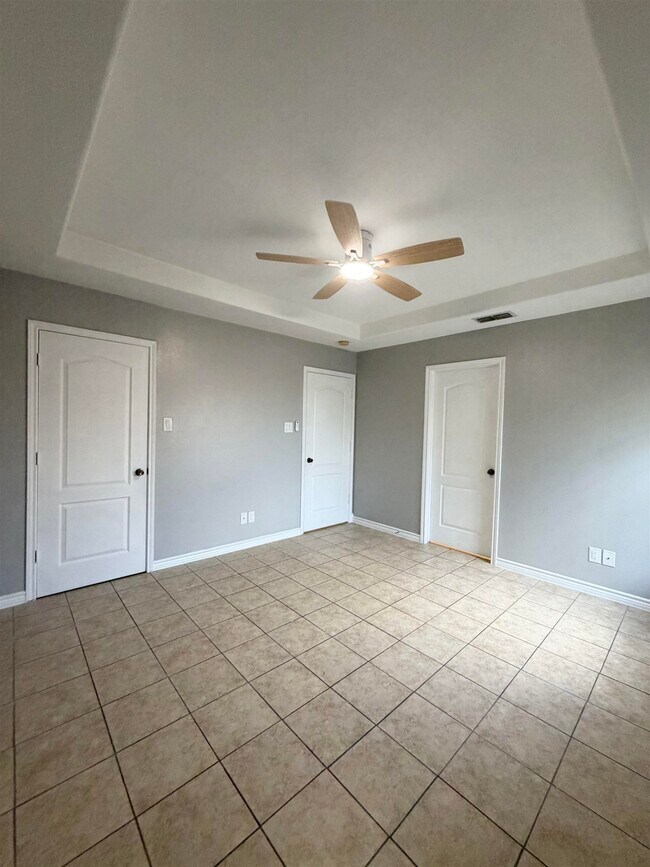 Building Photo - 9804 Cantera Ct