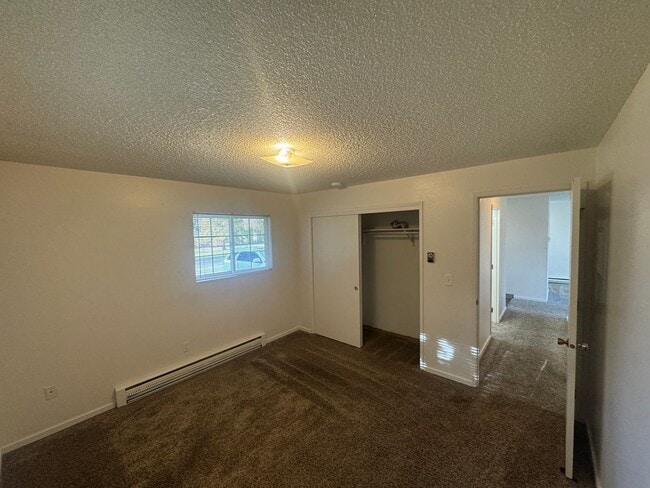 Building Photo - K301