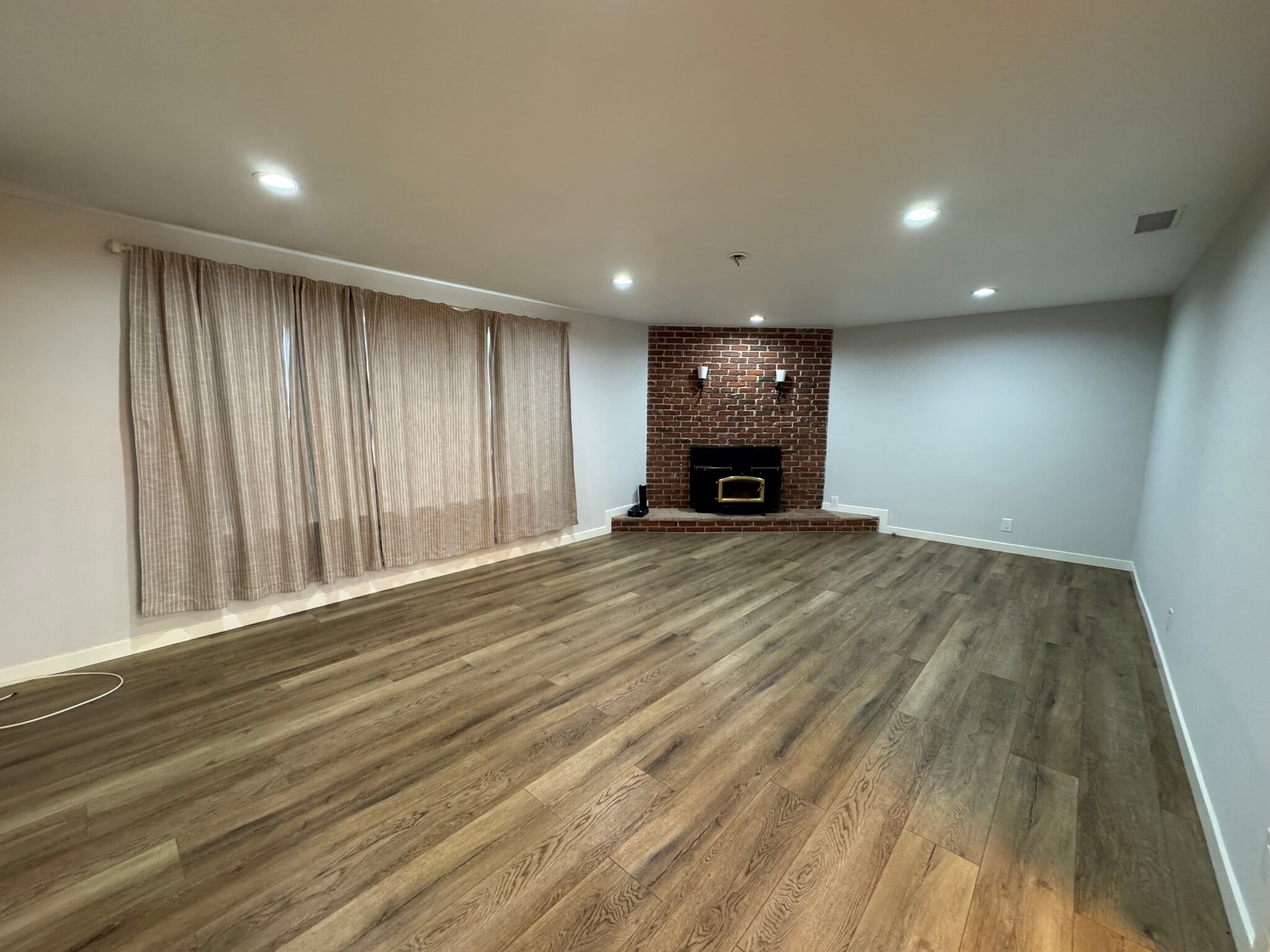 Living room in house - 11305 Sheldon St