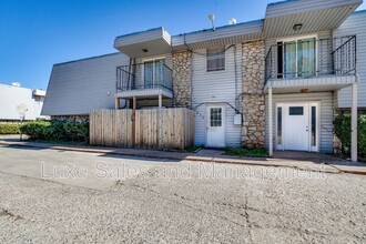 Building Photo - 6032 NW Expressway