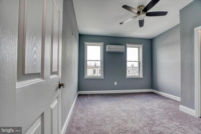 Building Photo - 829 N Montford Ave