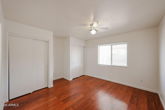 Building Photo - 12811 N Palm St