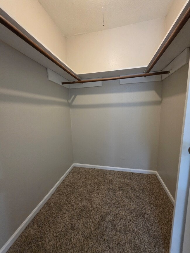 Building Photo - 17602 Heritage Bay Dr