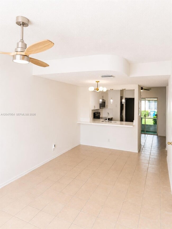 Building Photo - 3 Whitehead Cir