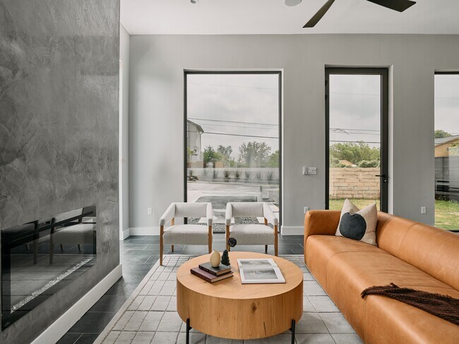 Building Photo - 412 Kemp St