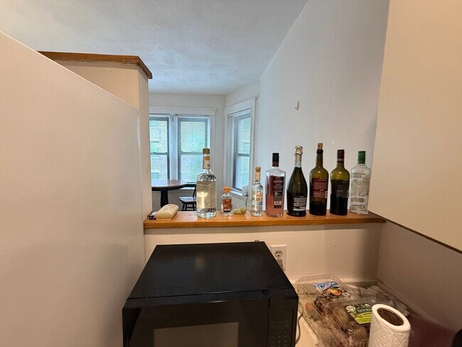 Building Photo - 451 Park Dr