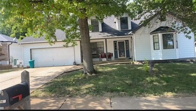 Building Photo - 961 Villa Gran Way